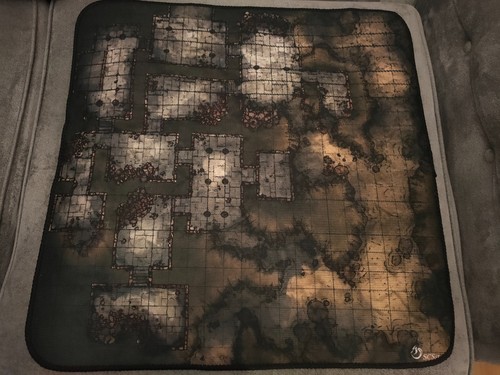 Dark cavern grid battle map - dark,
